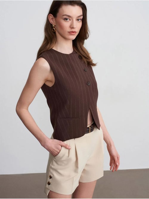 Shorts sartoriali in crêpe a vita alta con cintura - Kiabi