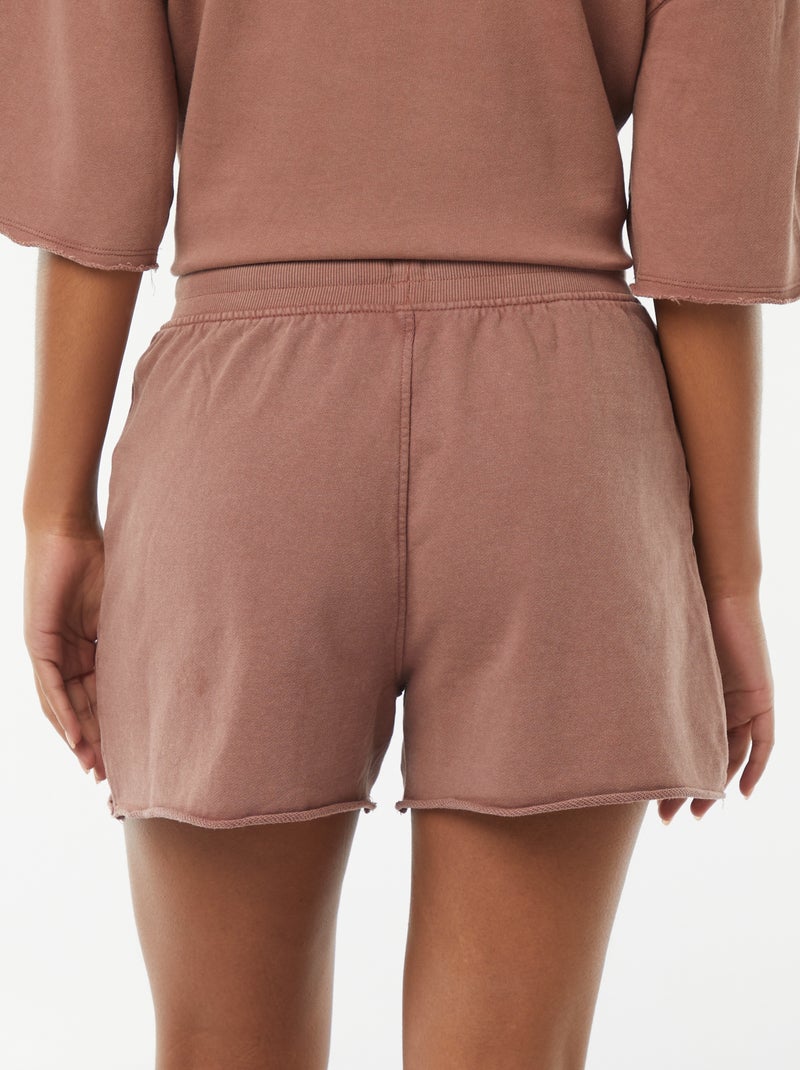 Shorts tinta unita délavé con vita elasticizzata Rosso - Kiabi