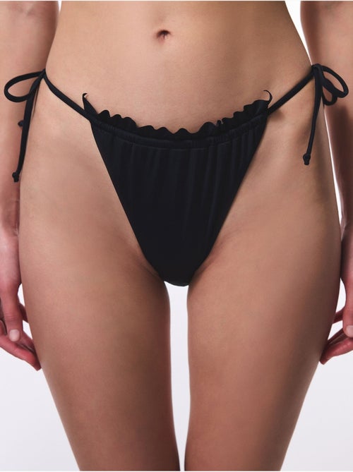 Slip bikini a vita bassa con laccetti super frill penti - Kiabi Slip bikini a vita bassa con laccetti super frill penti - Kiabi