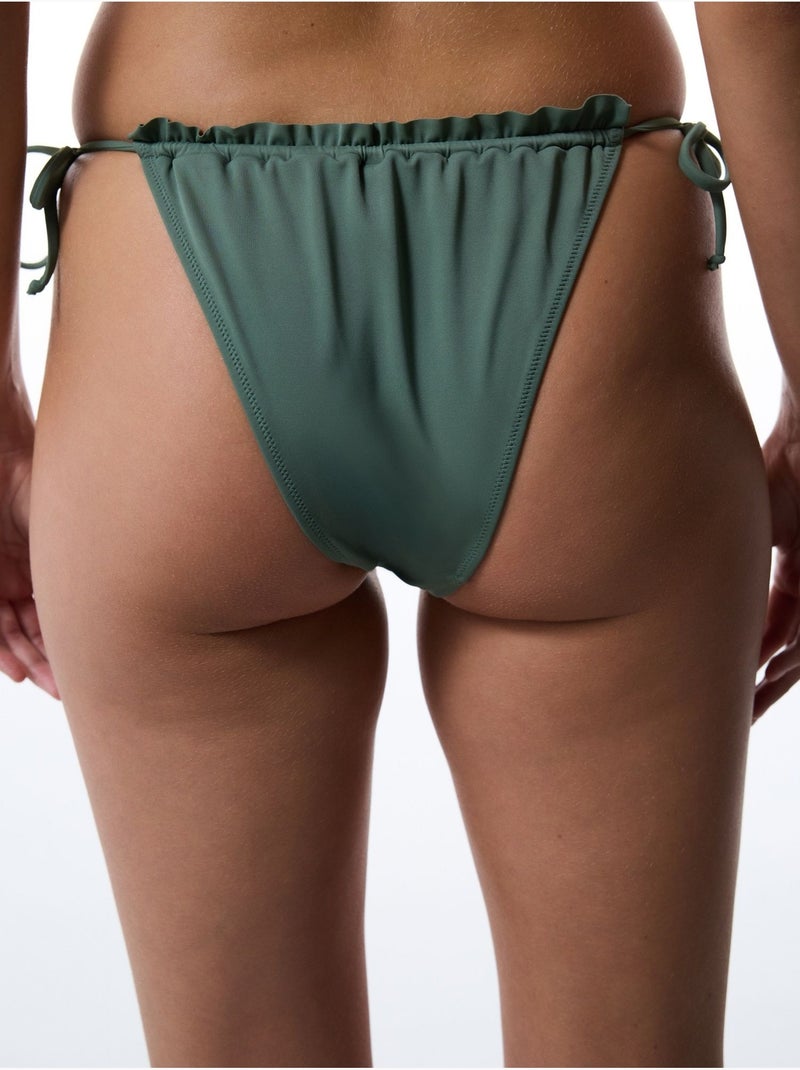 Slip bikini a vita bassa con laccetti super frill penti Verde - Kiabi