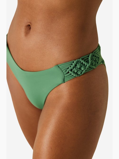 Slip bikini laguna con dettaglio macramè penti - Kiabi Slip bikini laguna con dettaglio macramè penti - Kiabi