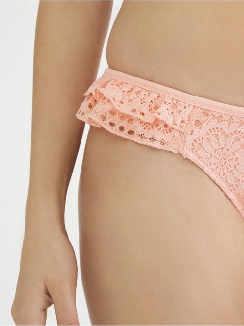 Slip bikini marsilya con volant laterale penti - Kiabi Slip bikini marsilya con volant laterale penti - Kiabi