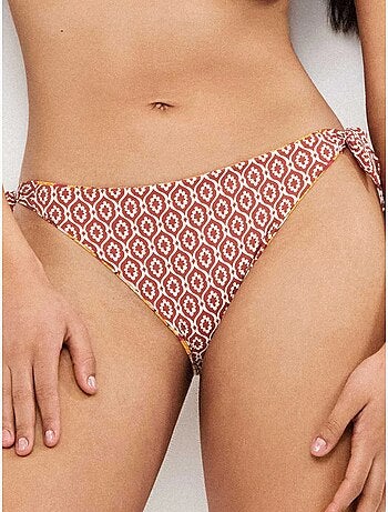 Slip bikini reversibile e regolabile