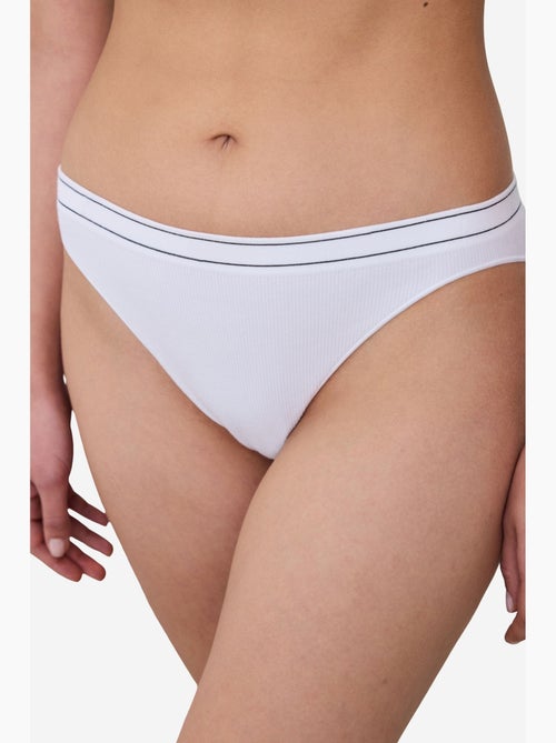 Slip brasiliana senza cuciture bianco sporco penti - Kiabi Slip brasiliana senza cuciture bianco sporco penti - Kiabi