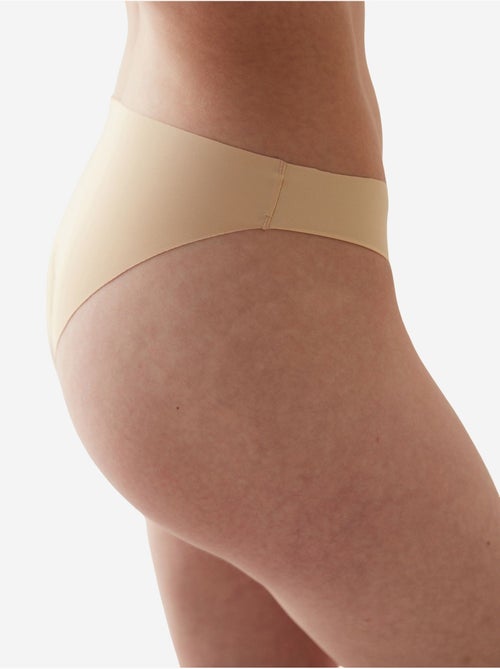 Slip liscio senza cuciture a vita media con taglio laser penti - Kiabi Slip liscio senza cuciture a vita media con taglio laser penti - Kiabi