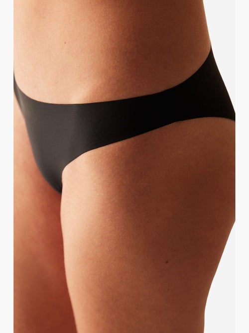 Slip liscio senza cuciture a vita media con taglio laser penti - Kiabi Slip liscio senza cuciture a vita media con taglio laser penti - Kiabi