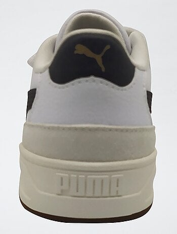 Sneaker basse con velcro
