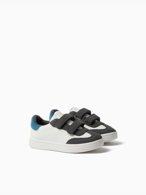 Sneakers a contrasto, mo fashion - Kiabi Sneakers a contrasto, mo fashion - Kiabi