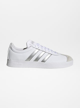 Sneakers 'adidas' con finto camoscio