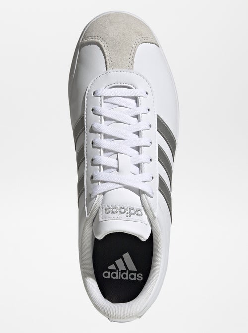 Sneakers 'adidas' con finto camoscio - Kiabi