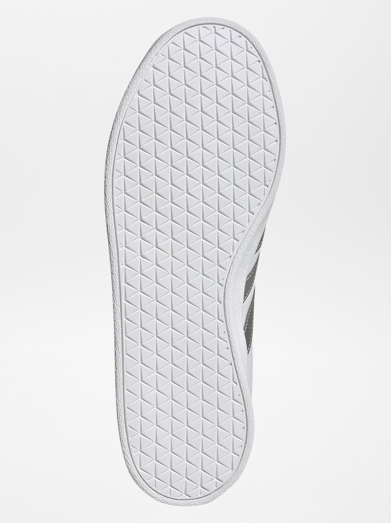 Sneakers 'adidas' con finto camoscio BIANCO - Kiabi