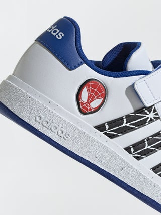 Sneakers 'adidas' 'Spiderman'