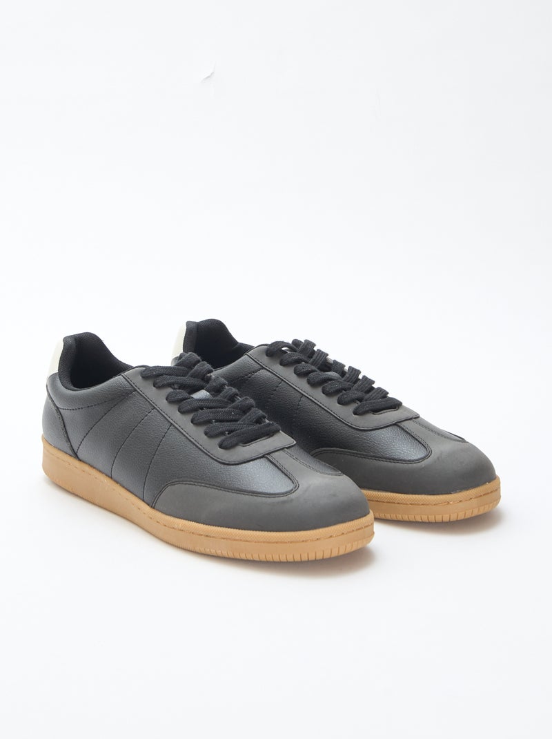 Sneakers basse bicolore con lacci Nero - Kiabi