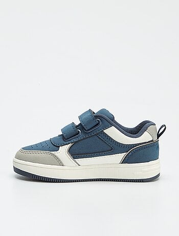 Sneakers basse con apertura a strappo