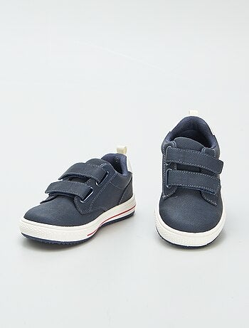 Sneakers basse con apertura a strappo