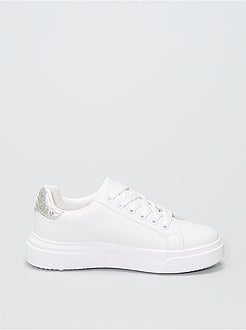 Sneakers basse con applicazioni borchie - Kiabi