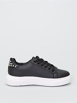 Sneakers basse con applicazioni borchie - Kiabi