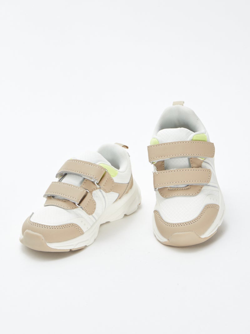 Sneakers basse con dettagli fluo Beige - Kiabi