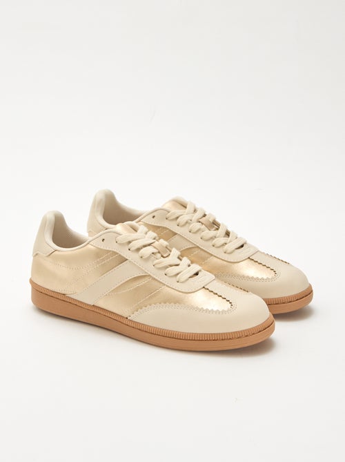 Sneakers basse con inserti a contrasto - Kiabi