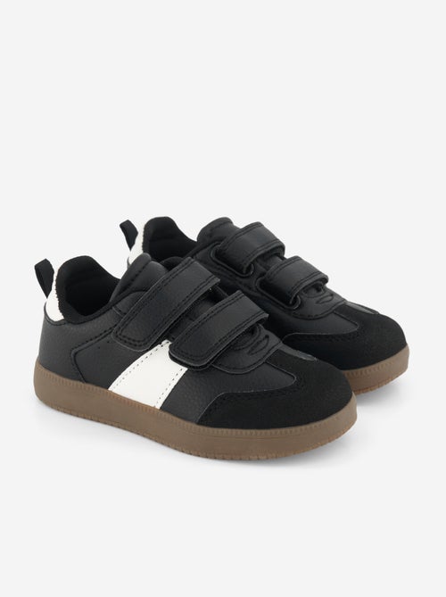 Sneakers basse con inserti a contrasto - Kiabi Sneakers basse con inserti a contrasto - Kiabi