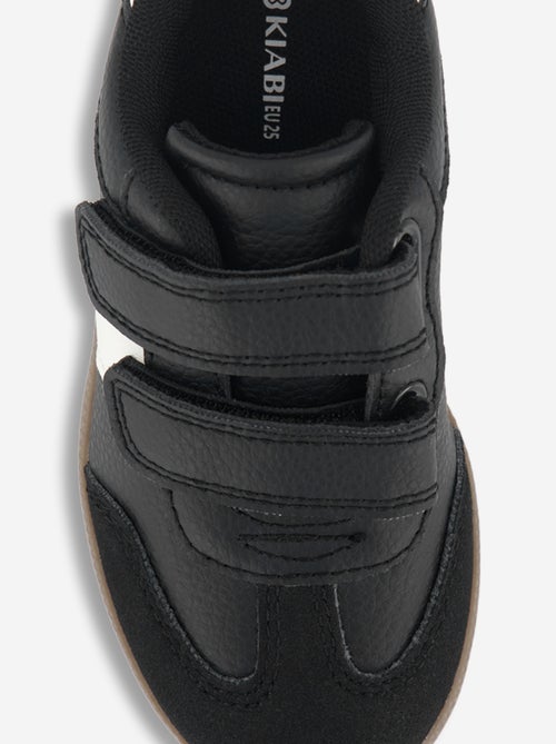Sneakers basse con inserti a contrasto - Kiabi Sneakers basse con inserti a contrasto - Kiabi