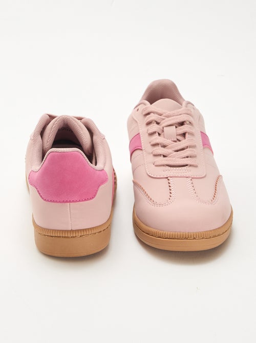 Sneakers basse con inserti a contrasto - Kiabi