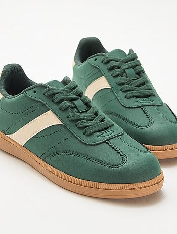 Sneakers basse con inserti a contrasto