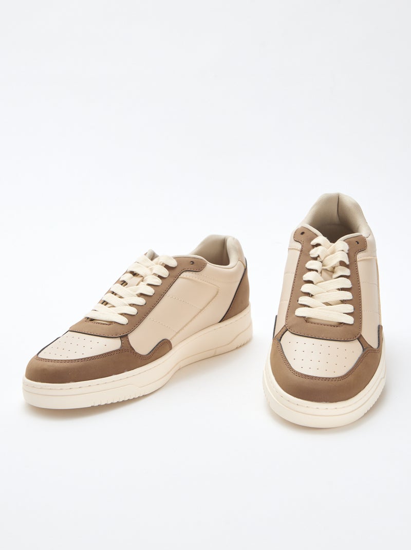Sneakers basse con inserto bicolore Beige - Kiabi