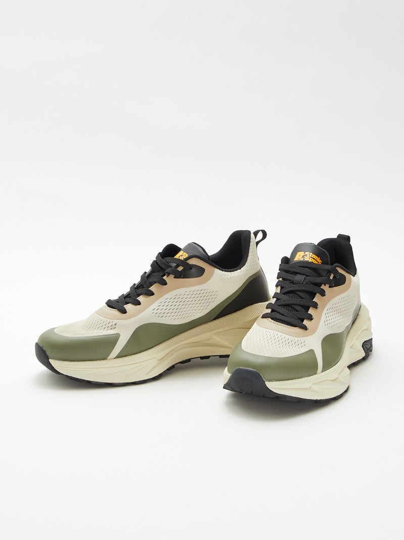 Sneakers basse con lacci Beige - Kiabi