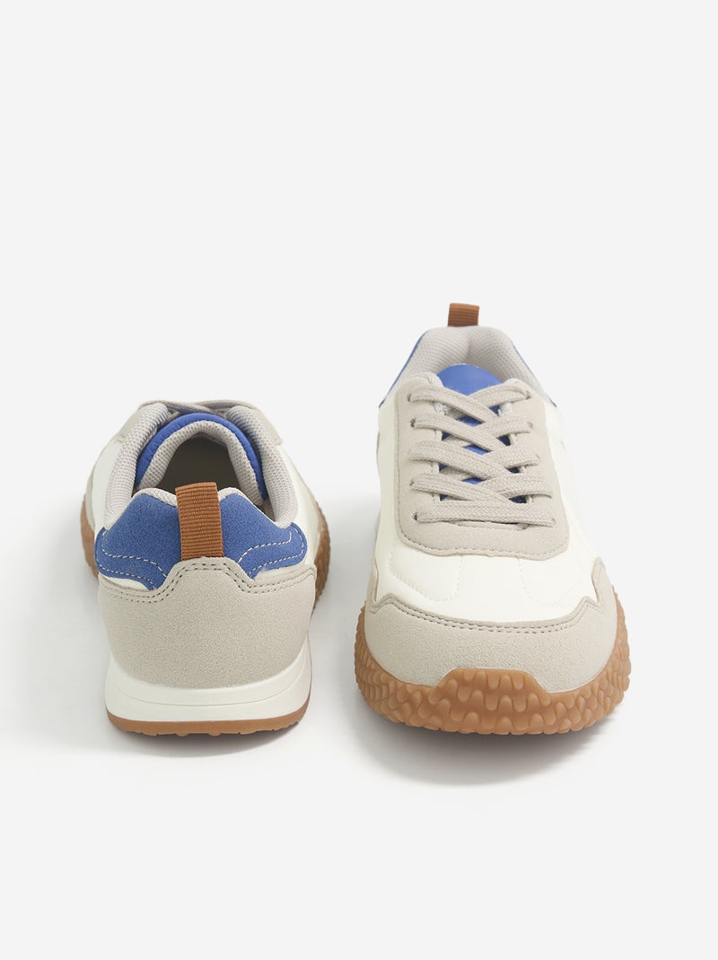 Sneakers basse con lacci Beige - Kiabi