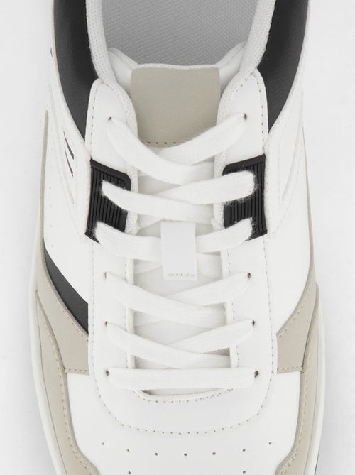 Sneakers basse con lacci - Kiabi