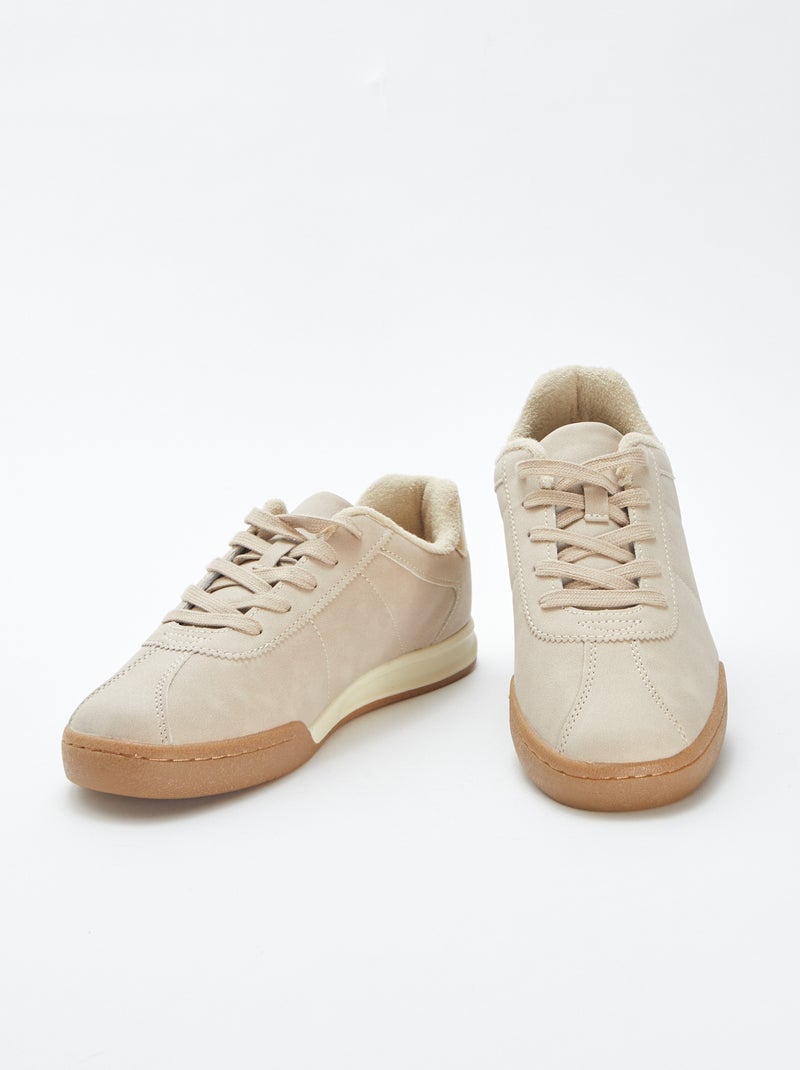 Sneakers basse con lacci marrone - Kiabi