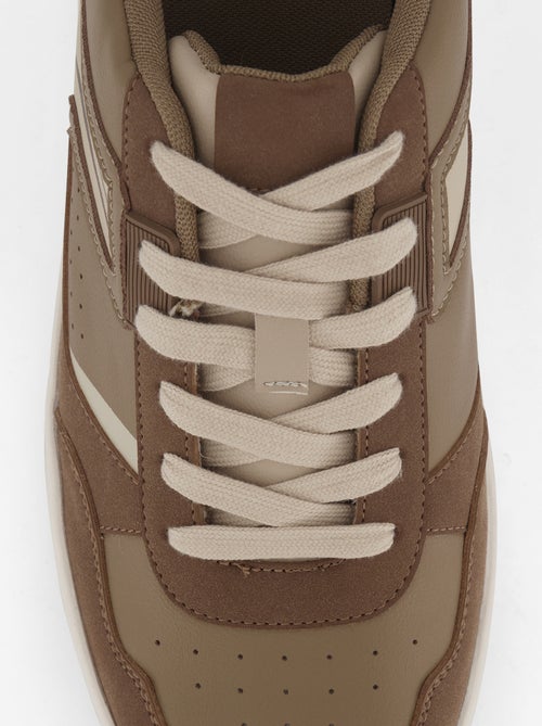 Sneakers basse con lacci - Kiabi