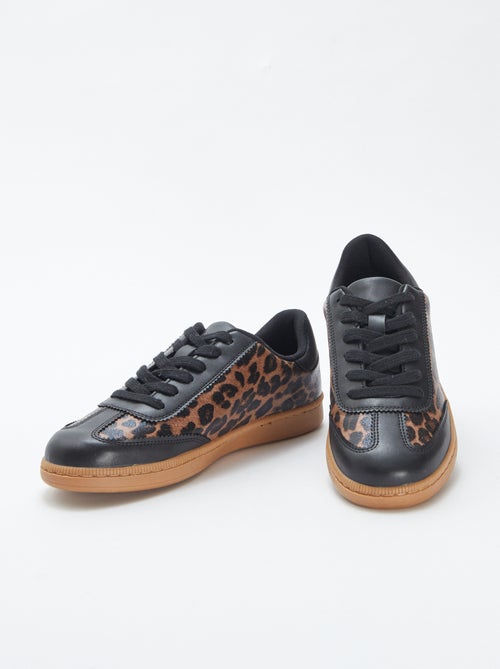 Sneakers basse con stampa leopardata - Kiabi