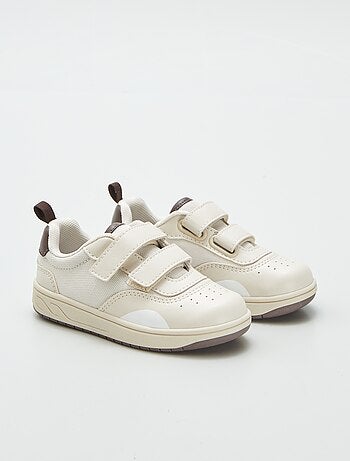Sneakers basse con strappi