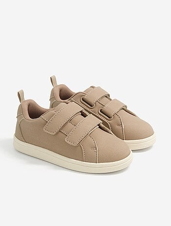 Sneakers basse con strappi