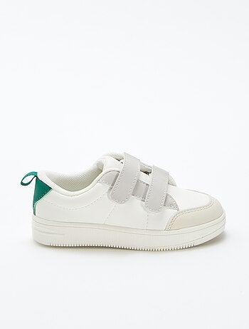 Sneakers basse con strappi
