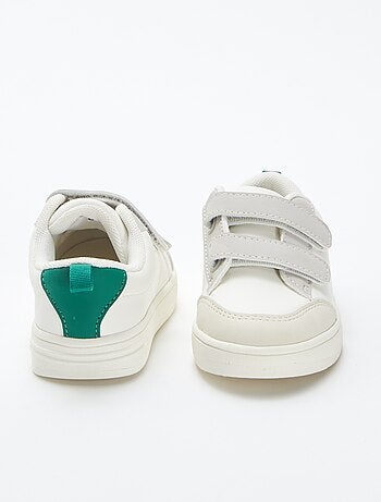 Sneakers basse con strappi