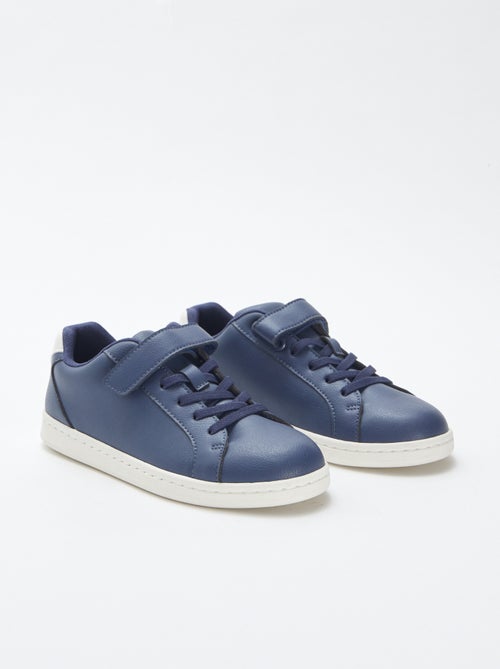 Sneakers basse con strappi e lacci - Kiabi