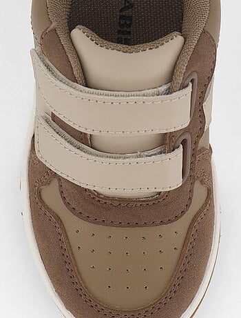 Sneakers basse con strappi
