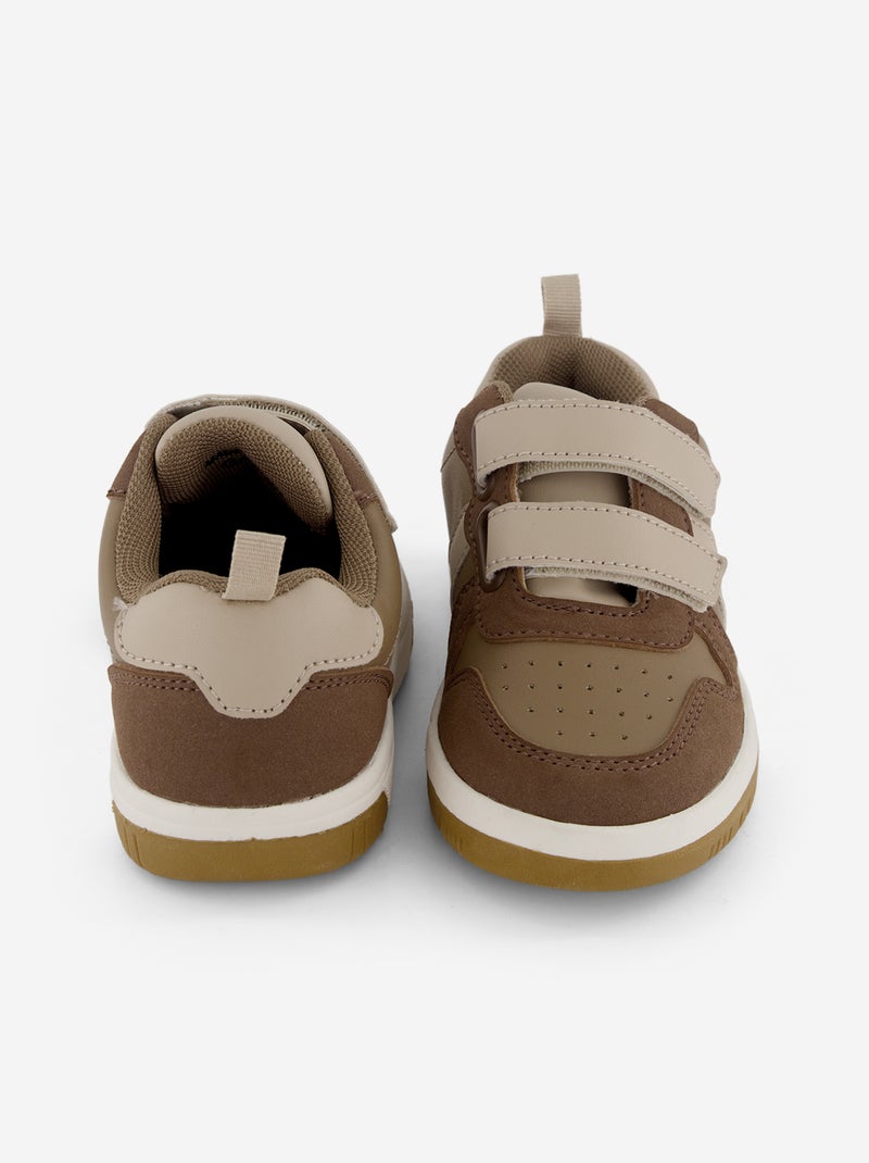 Sneakers basse con strappi Marrone - Kiabi