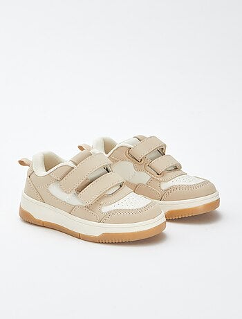 Sneakers basse con strappi tipo skate