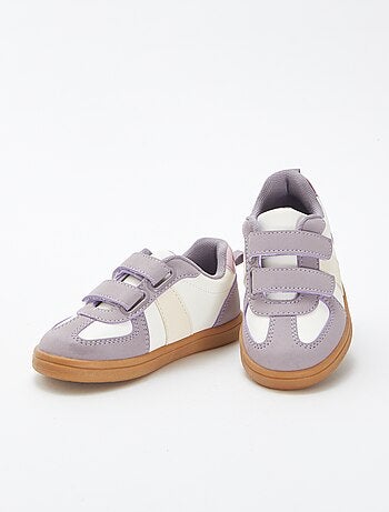 Sneakers basse con strappi