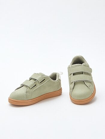 Sneakers basse con velcro in suede bicolore