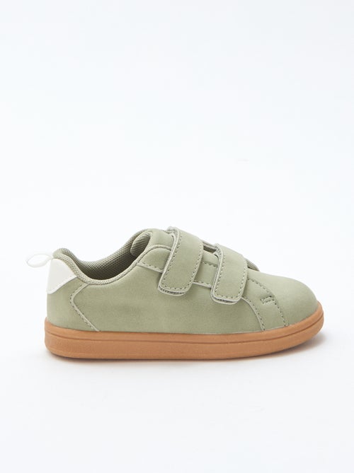 Sneakers basse con velcro in suede bicolore - Kiabi