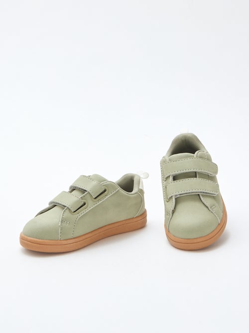 Sneakers basse con velcro in suede bicolore - Kiabi
