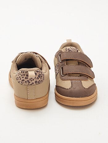 Sneakers basse con velcro