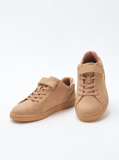 Sneakers basse in simil suede con velcro - Kiabi