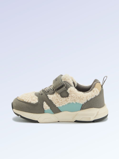 Sneakers basse in similcamoscio ed effetto montone - Kiabi Sneakers basse in similcamoscio ed effetto montone - Kiabi