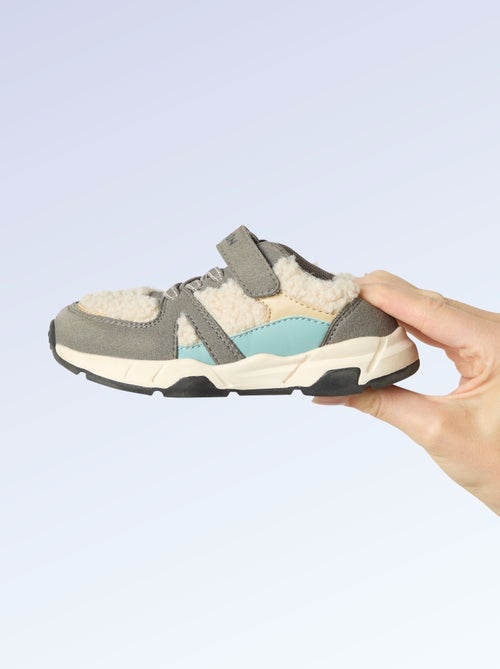 Sneakers basse in similcamoscio ed effetto montone - Kiabi Sneakers basse in similcamoscio ed effetto montone - Kiabi